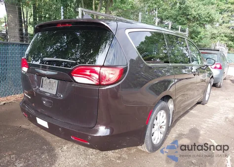 2017 Chrysler Pacifica Touring from USA, damaged, VIN 2C4RC1DG0HR529431